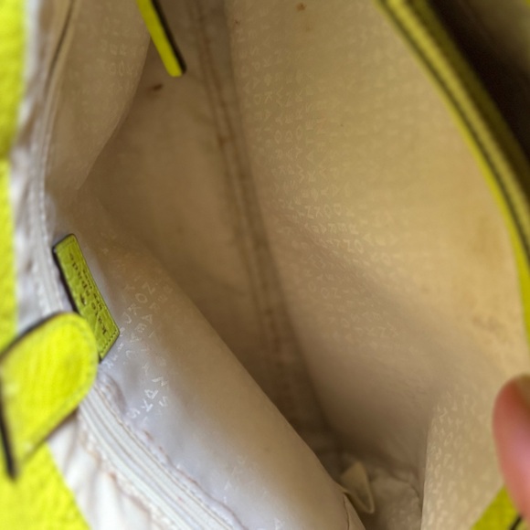 Kate Spade Perri Lane Romy Lime Green Bag! Pre-Loved - Picture 14 of 16